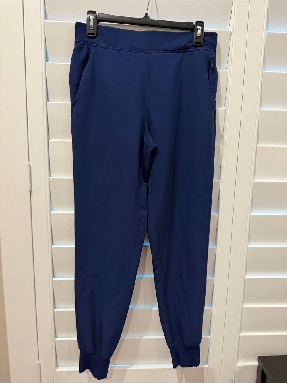lululemon women’s joggers Navy Leggings size 6